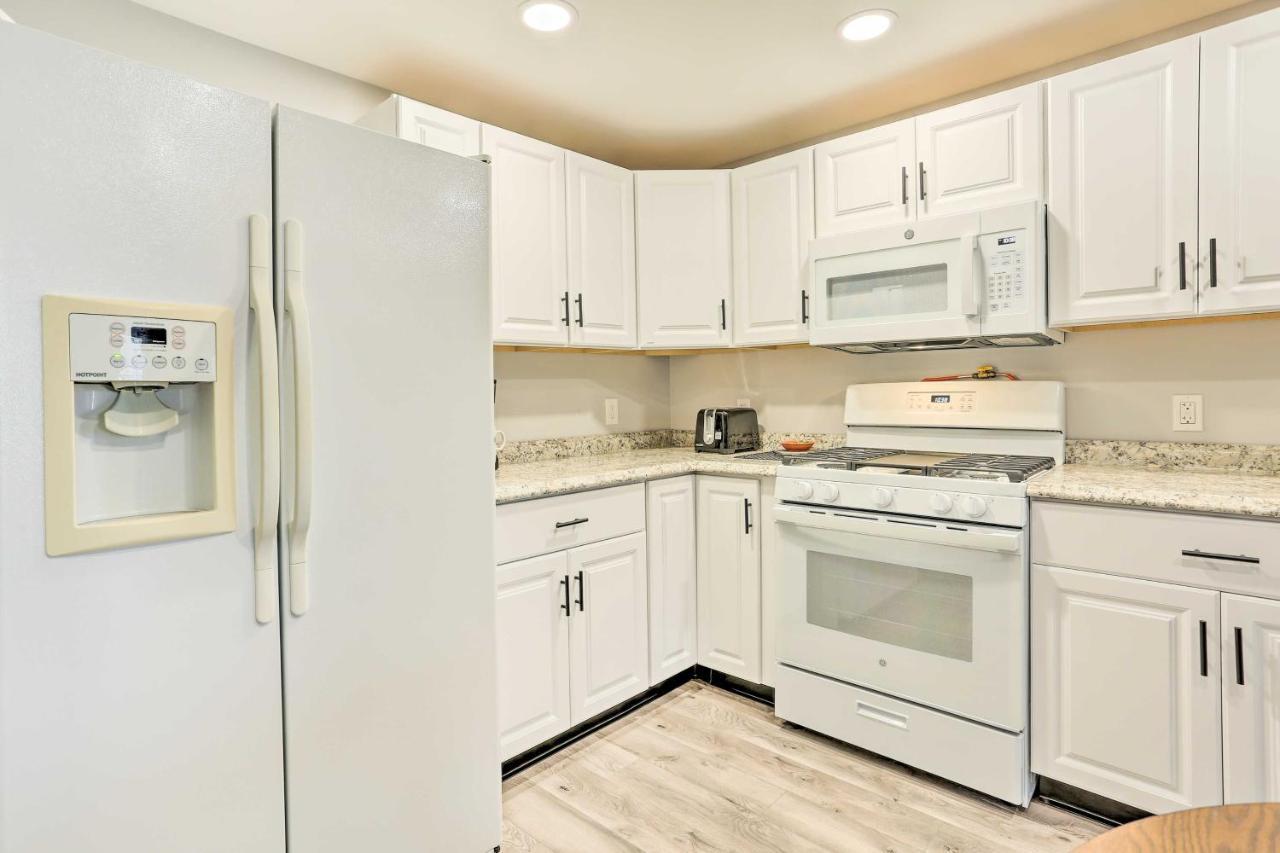 Charming Beacon Apt With Fire Pit Near Hiking! エクステリア 写真