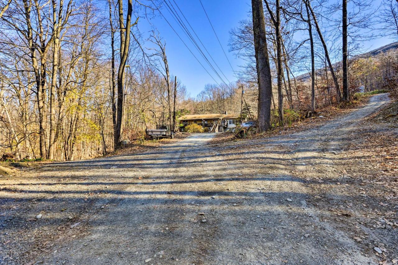 Charming Beacon Apt With Fire Pit Near Hiking! エクステリア 写真
